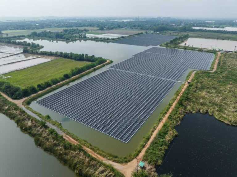 โซลาร์เซลล์ลอยน้ำ ทางเลือกพลังงานแสงอาทิตย์